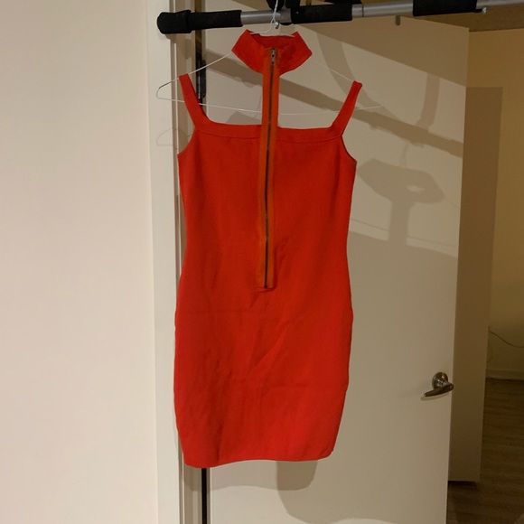 Dress - Picture 3 of 4